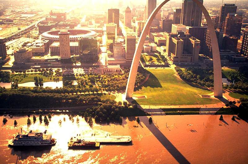 #19 A view of St. Louis Missouri, during the 1993 floods.