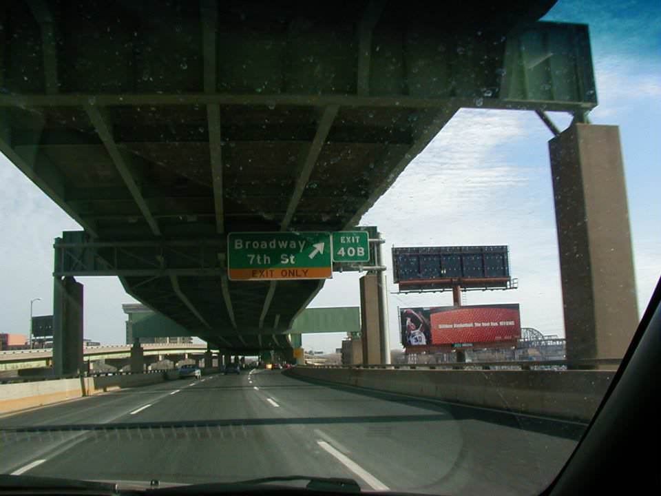 #26 Broadway, 7th St exit from Interstate 64, 1994