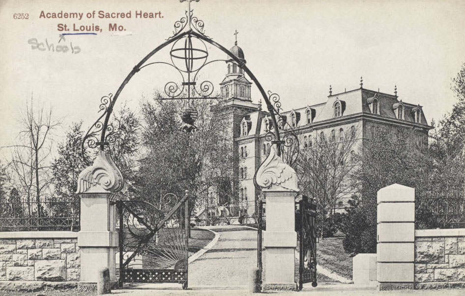 #132 Academy of Sacred Heart, St. Louis, 1910