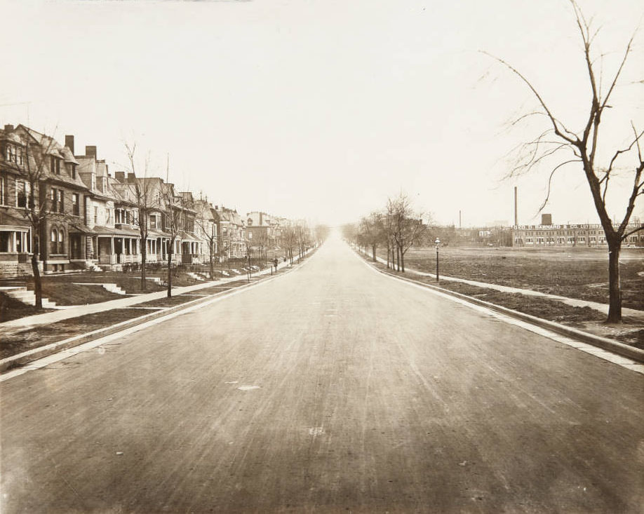 #75 West Pine Blvd. looking east from its intersection with Sarah Street, 1915