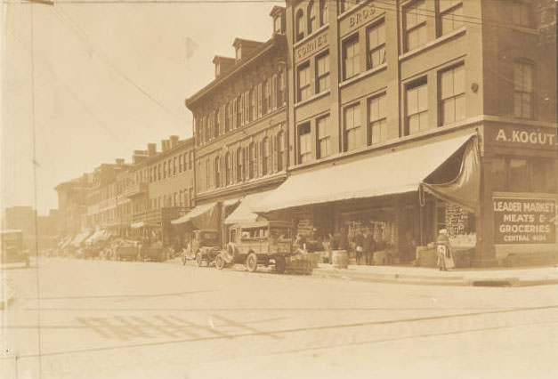 #88 Buildings on the north side of 13th Street, between Biddle and O’Fallon streets, 1915