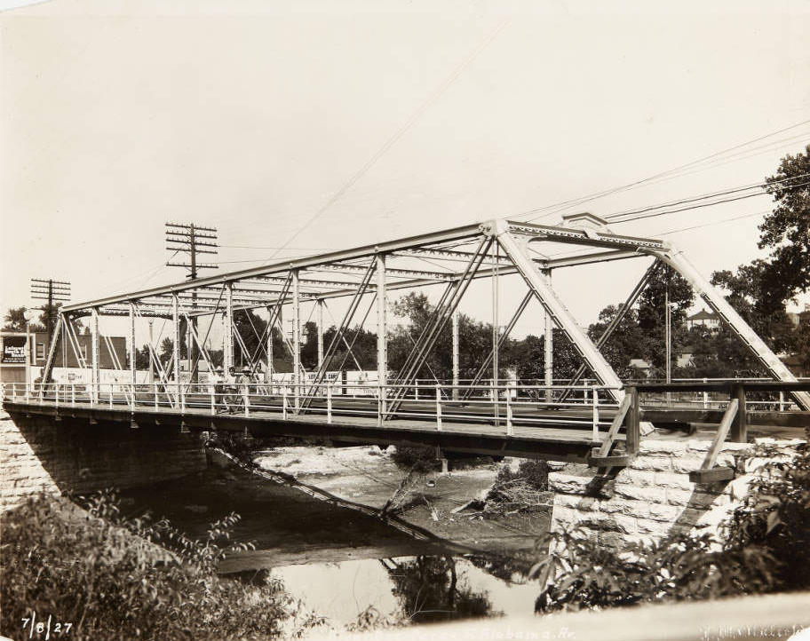 #97 Bridge over the River des Peres.