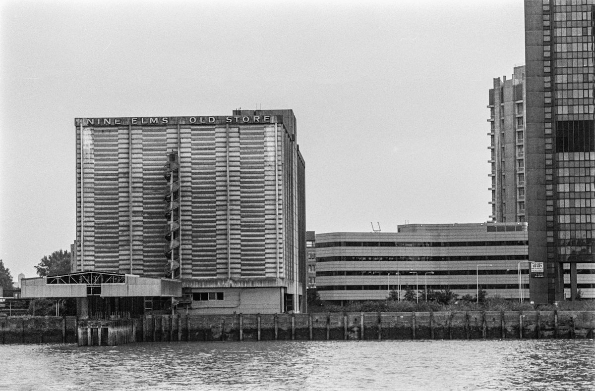 #21 Nine Elms Cold Store, RIver Thames, Nine Elms, Vauxhall, Pimlico, Westminster, 1987