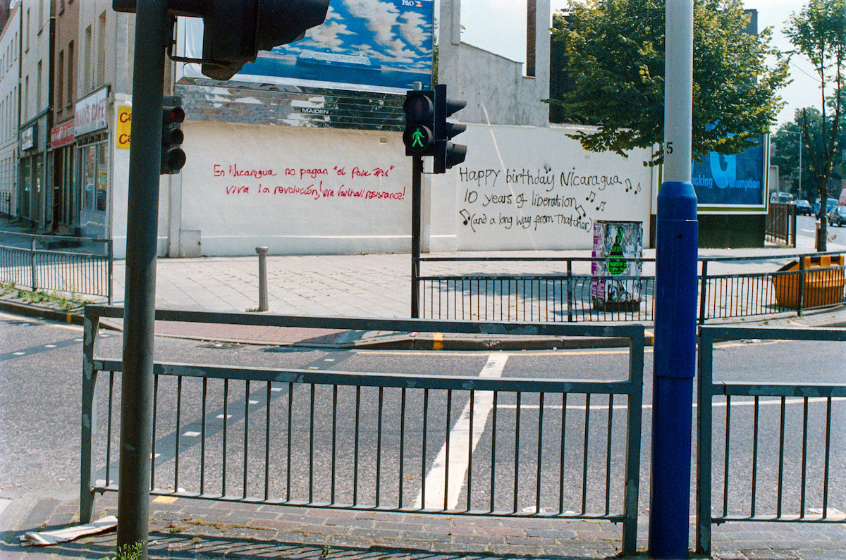 #22 Graffiti, Kennington Lane, Harleyford Rd, Vauxhall, Lambeth, 1989, 89c7-04-52