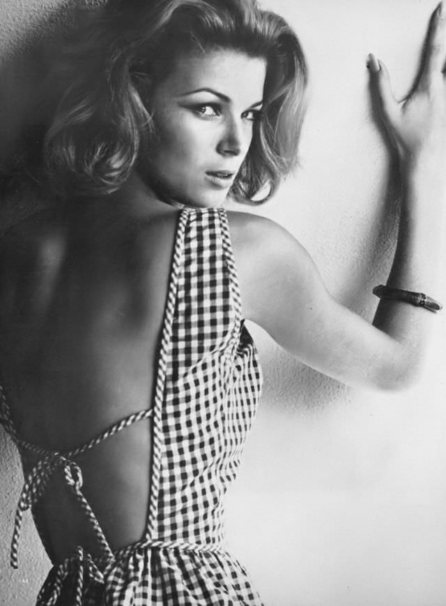 #9 Anne de Zogheb in blue and white check cotton dress, bare-backed and string-tied by Sportwhirl, May 1, 1962