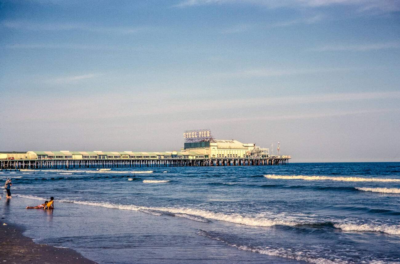 #7 Steel Pier, Atlantic City, New Jersey, 1964