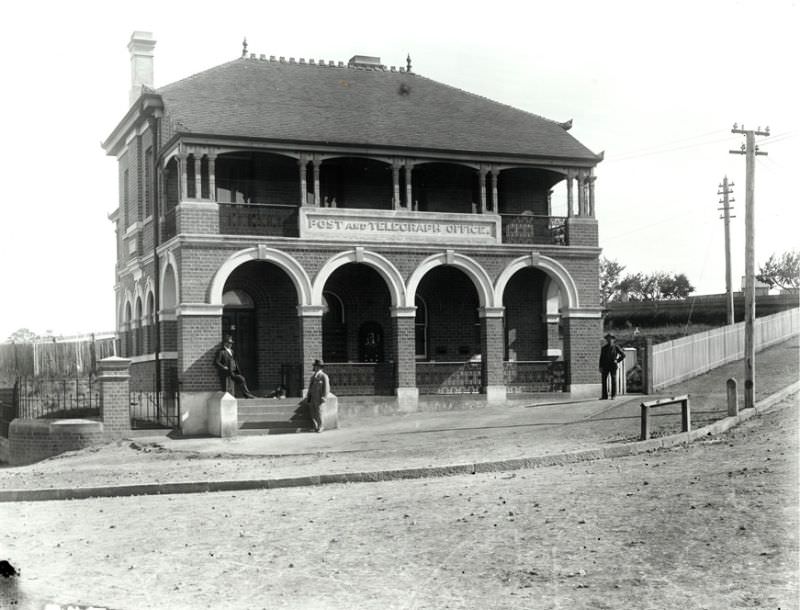 #17 Moss Vale Post Office