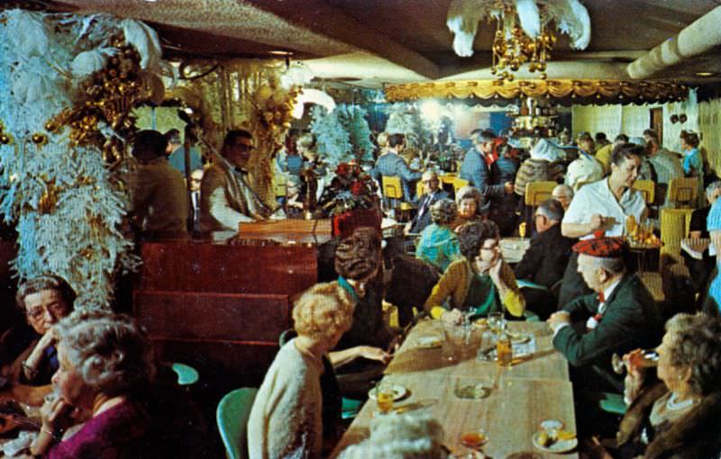 #17 Gold Room Ridgewood Hotel, Daytona Beach, Florida