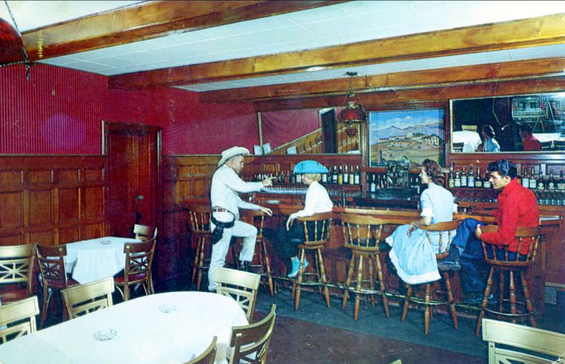 #2 Royal Road’s Victorian Room, Cocktail Bar, Nogales, Arizona