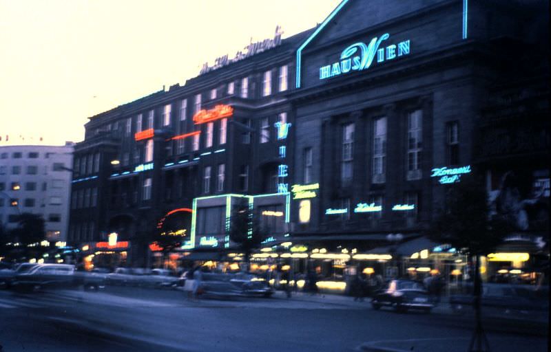 #31 Kurfuerstendamm, West Berlin, September 11, 1959
