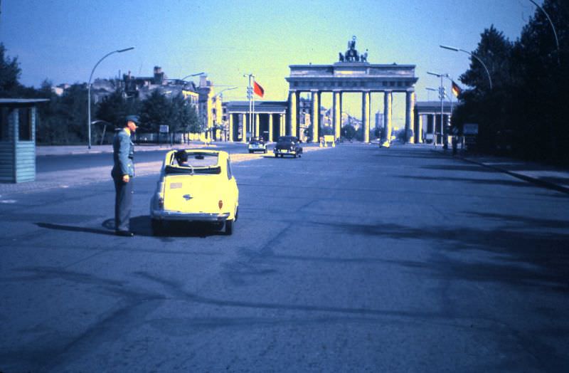 #38 Strasse des 17 Juni and Brandenburger Tor, September 11, 1959