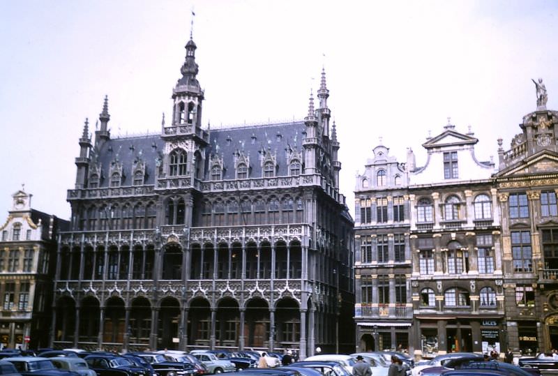 #26 Grand Place, September 1956