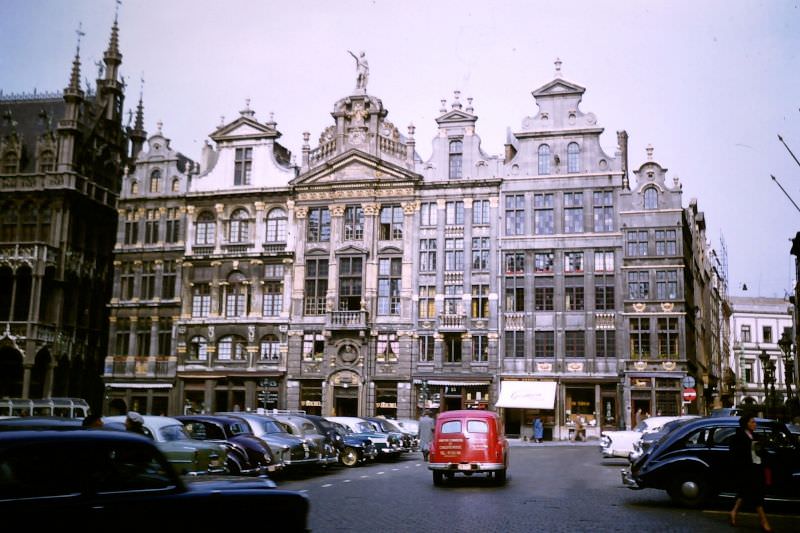 #27 Grand Place, September 1956