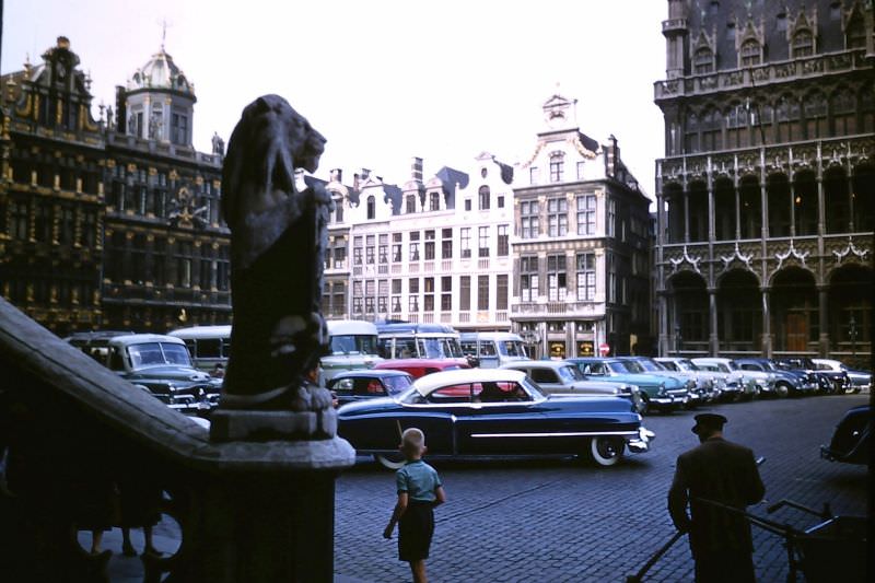 #30 Grand Place, September 1956