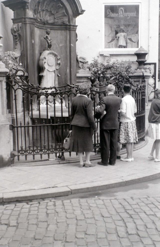 #69 Manneken Pis, Brussels, 1959