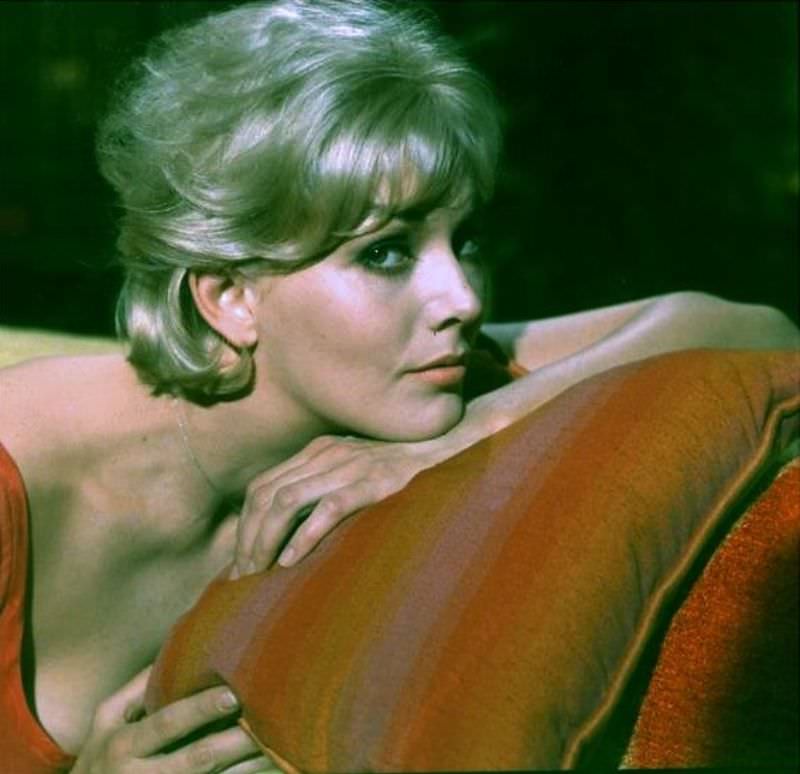 #8 Kim Novak, photo by Chiara Samugheo, 1950s