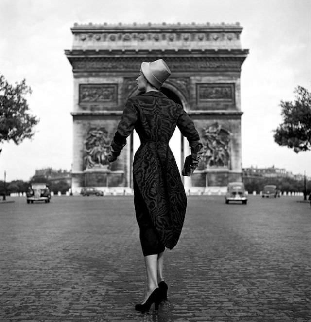 #1 Model Lisa Fonssagrives in ensemble by Schiaparelli, Paris, 1952