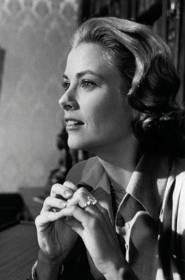 #24 Grace Kelly during filming of ‘High Society’, directed by Charles Walters, 1956