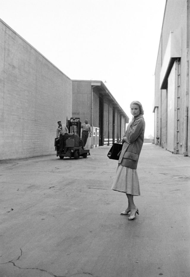 #29 Grace Kelly on the Hollywood studio lot during the filming of ‘High Society’, with Bing Crosby and Frank Sinatra, 1956