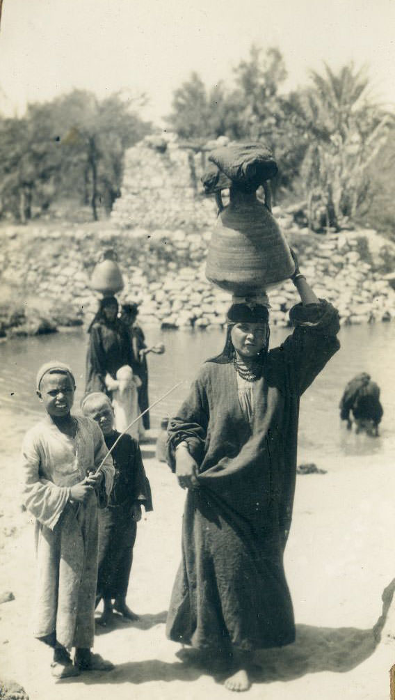 #36 Carrying water, Egypt
