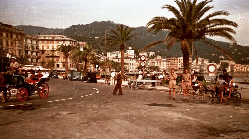 #113 Soldiers posing, France, 1950