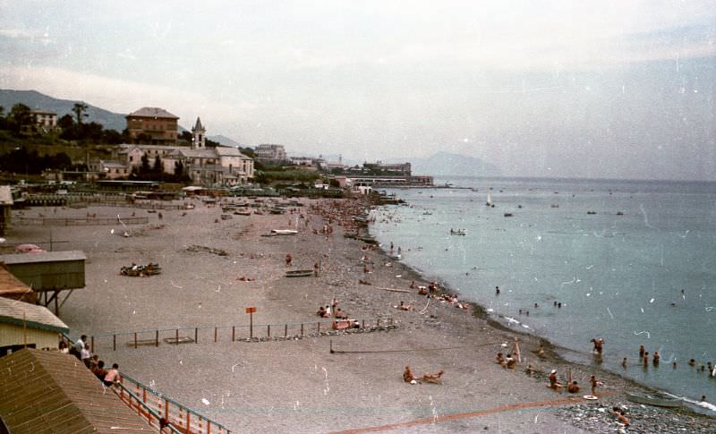 #114 French beach, 1950
