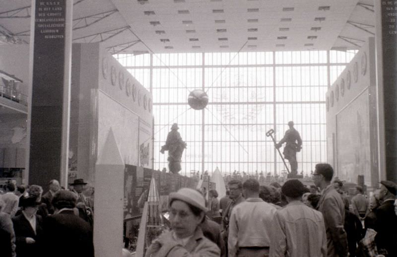#24 Soviet Union pavilion, Expo 58 World Fair, Brussels, 1958