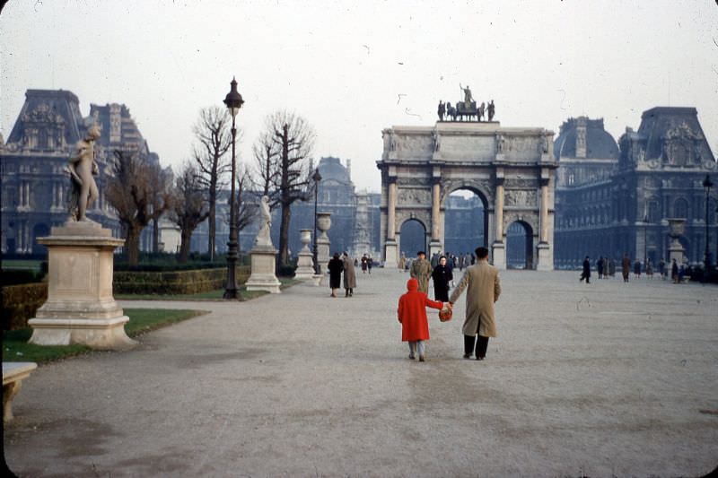 #155 Arc de Triomphe du Carrousel, France, 1956