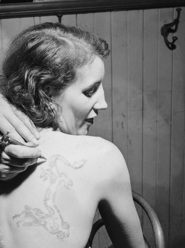 #13 Woman with a dragon tattoo, Sydney, 17 December 1937