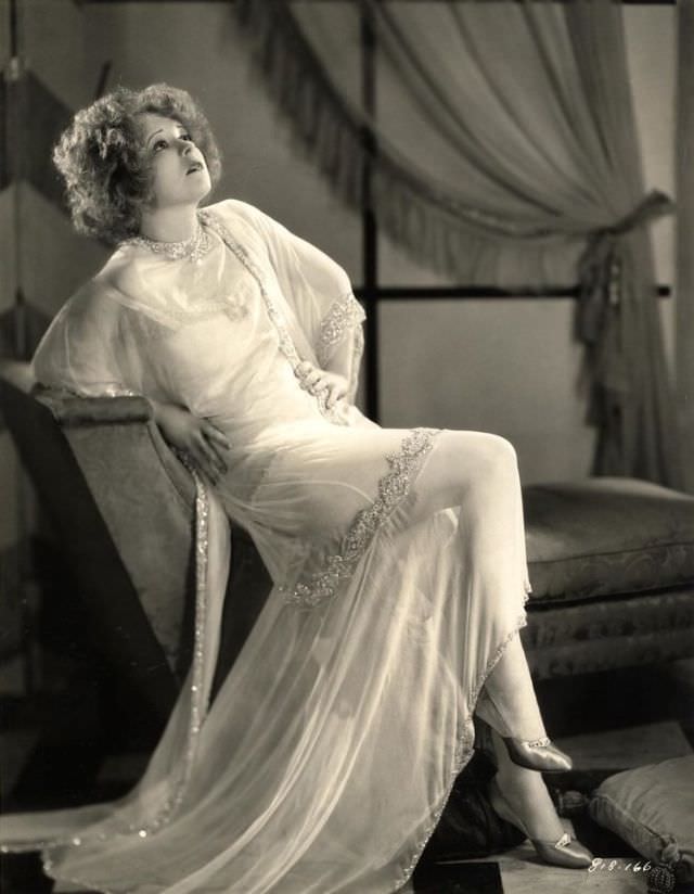 Stunning Photos of Clara Bow and other Stars from the movie &;Her Wedding Night (1930)&; Movies &; TV