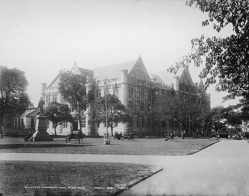 The Heart of Sydney: A Look at Hyde Park in the Early 1900s Places &; People