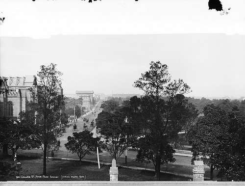 The Heart of Sydney: A Look at Hyde Park in the Early 1900s Places &; People
