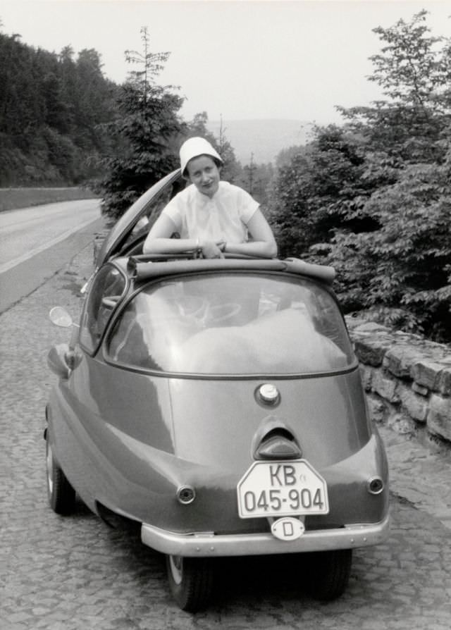 The Isetta: The Unique Microcar from the 1950s that was too ahead of its time Vehicles &; Transporta