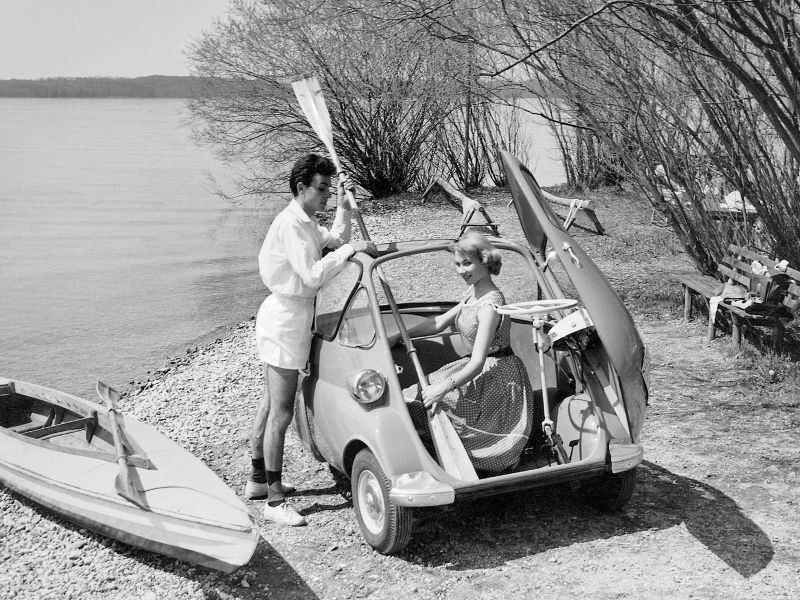 The Isetta: The Unique Microcar from the 1950s that was too ahead of its time Vehicles &; Transporta