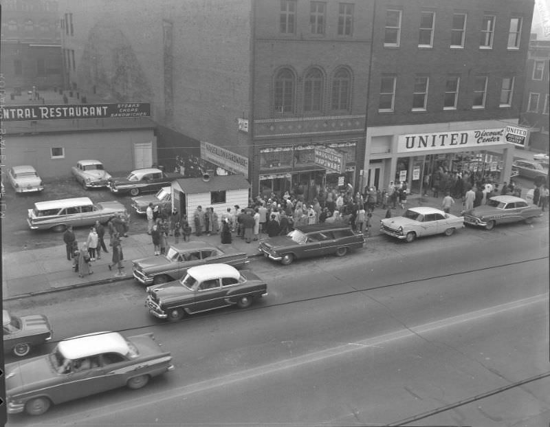 #28 Massillon Hardware and United Discount Center, Massillon, Ohio, 1960s