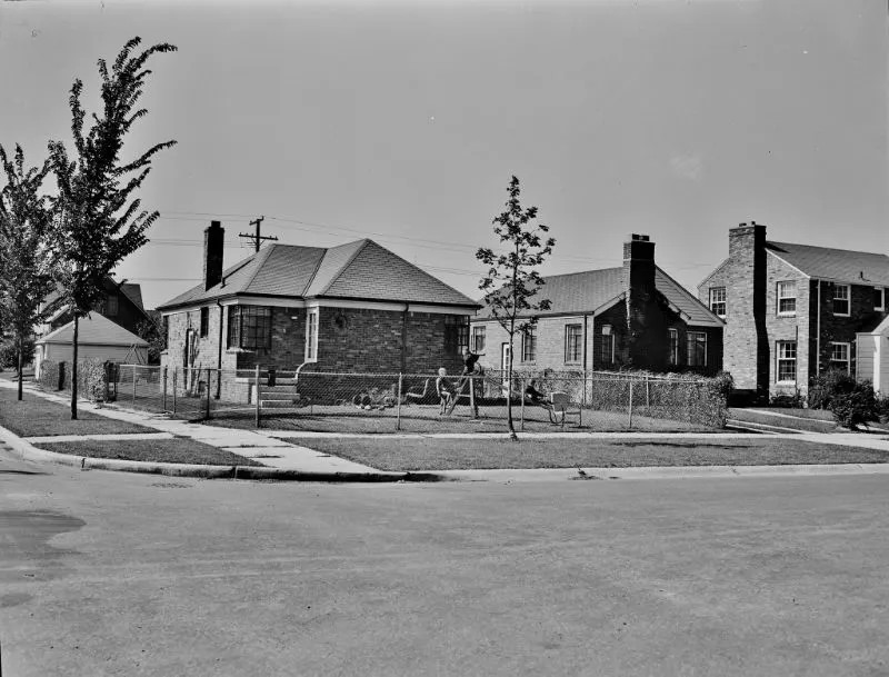 #26 New defense houses in Detroit, Michigan, September 1942.
