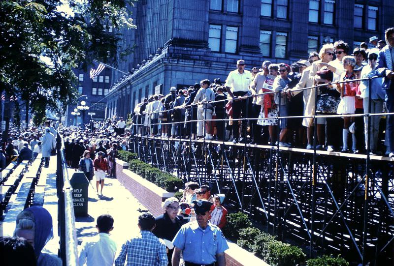 The Spectacular Milwaukee Circus Parade of the 1960s: A Blast from the Past! Places &; People