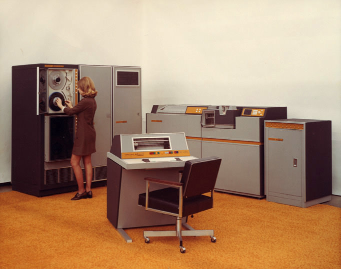 The Miniskirt Marketing Ploy: How Advertisers Used Women to Sell Computers Vintage Ads