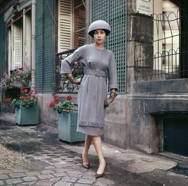 #12 Blue-grey wool dress by Guy Laroche. Fall-Winter 1958-1959.