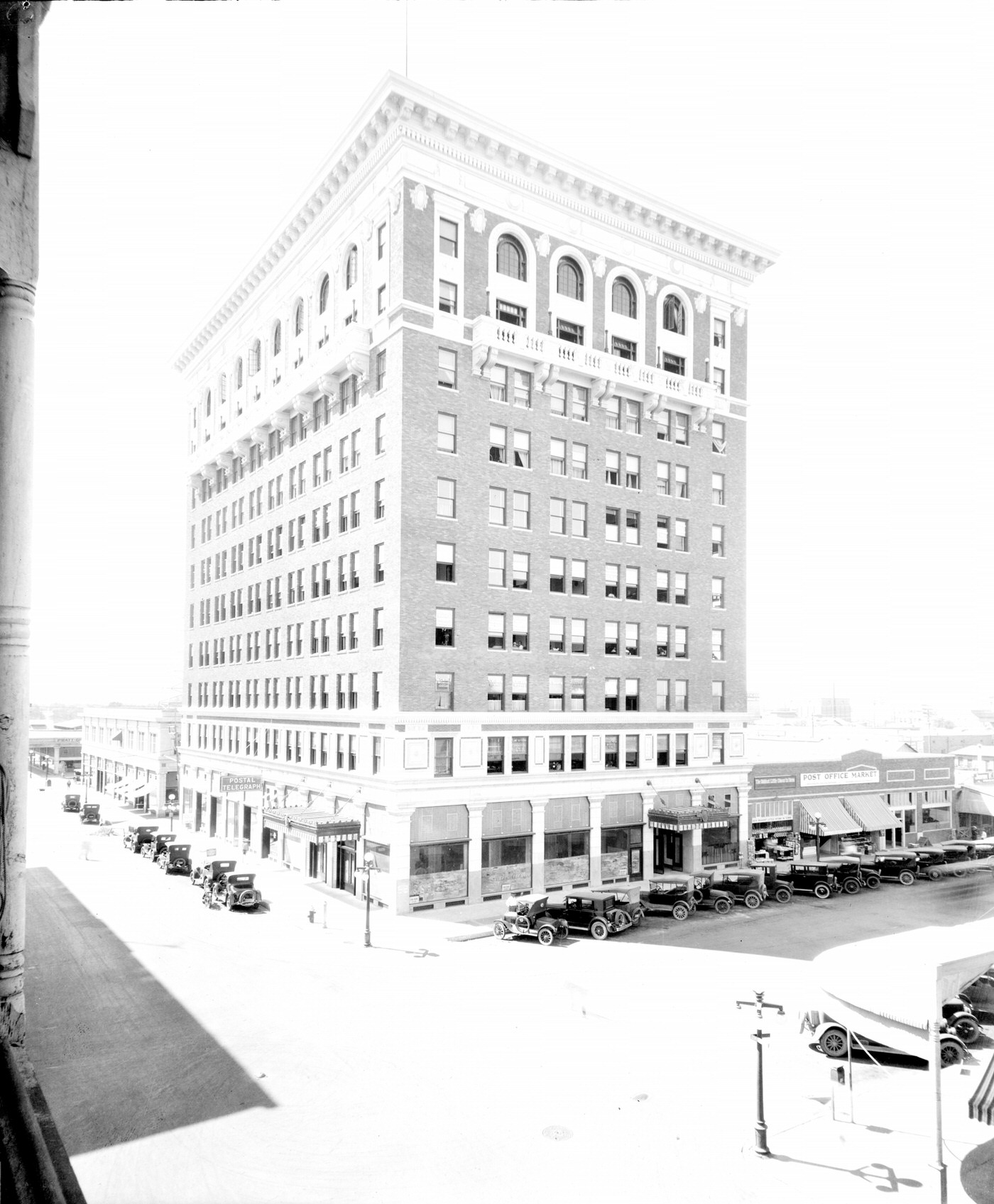 #131 Luhrs Building Exterior, 1930s