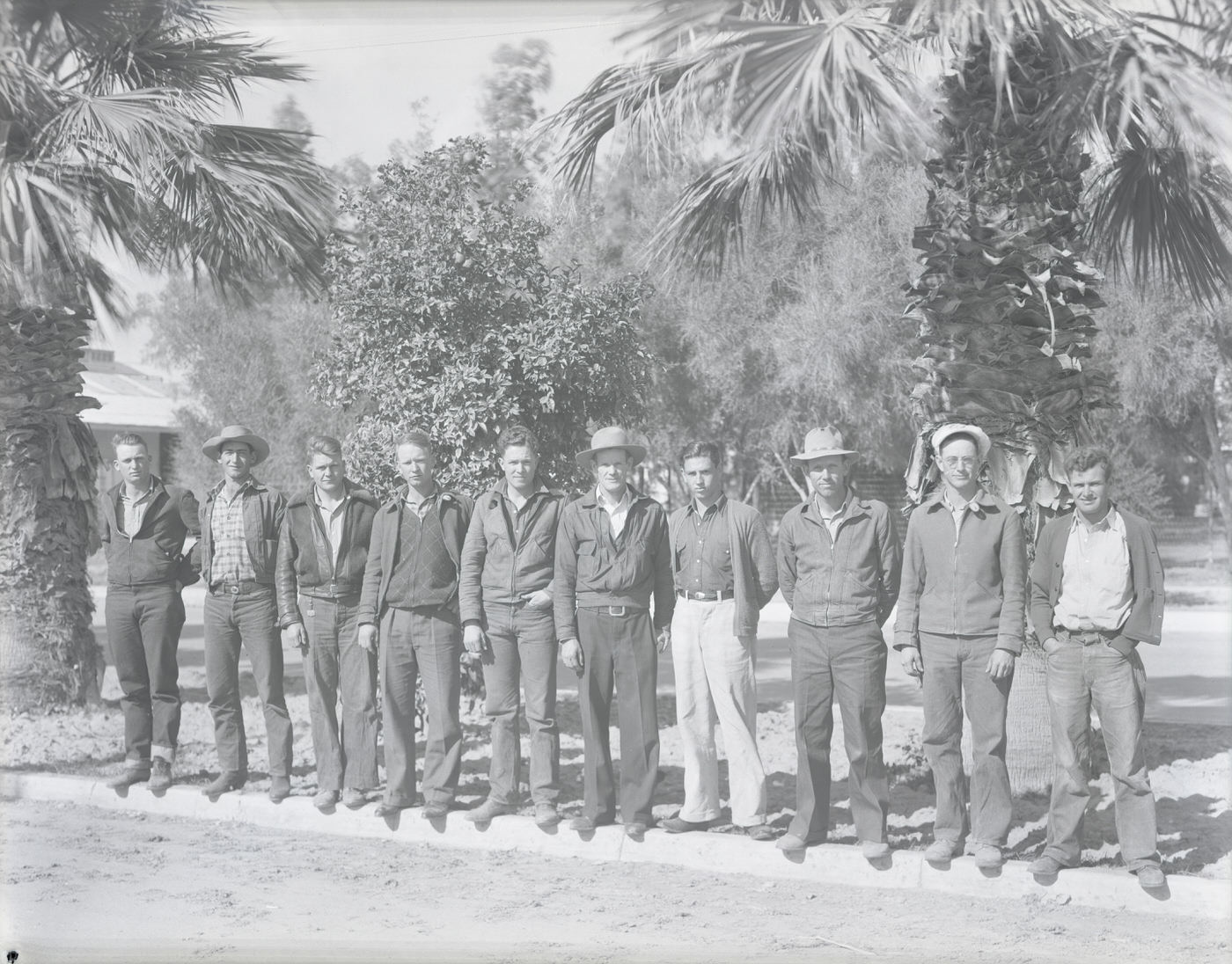 #143 Wigwam Resort Guests, 1930s