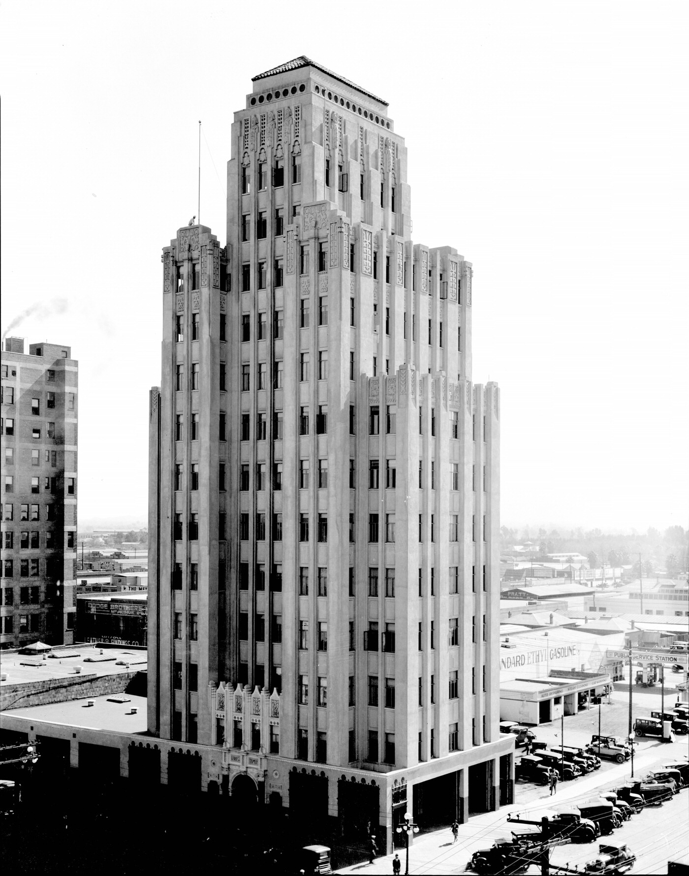 #96 Luhrs Tower Exterior, 1930s. The Luhrs Tower stands at First Ave. and Jefferson St. in Phoenix.