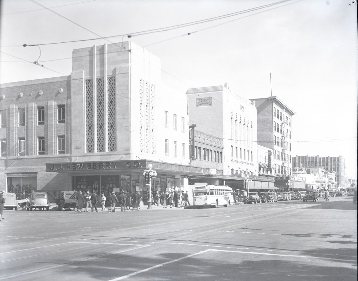#14 J. J. Newberry Co. Building Exterior. This store was located at 36 W. Washington, 1941