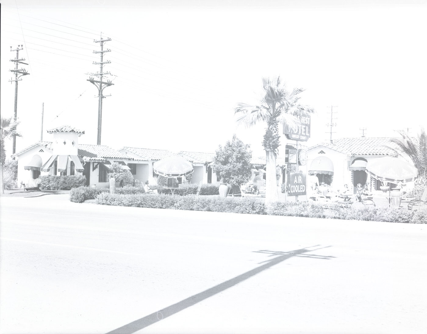 #48 King’s Rest Hotel Motor Court, 1941