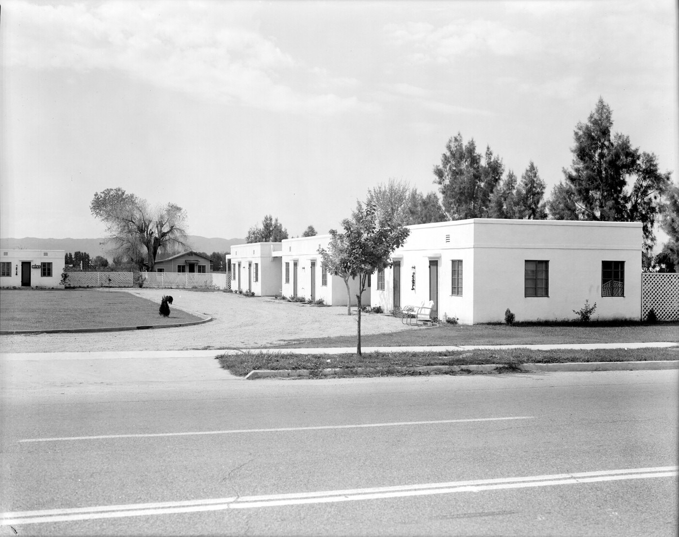 #57 Palm Lane Motor Court Exterior, 1941