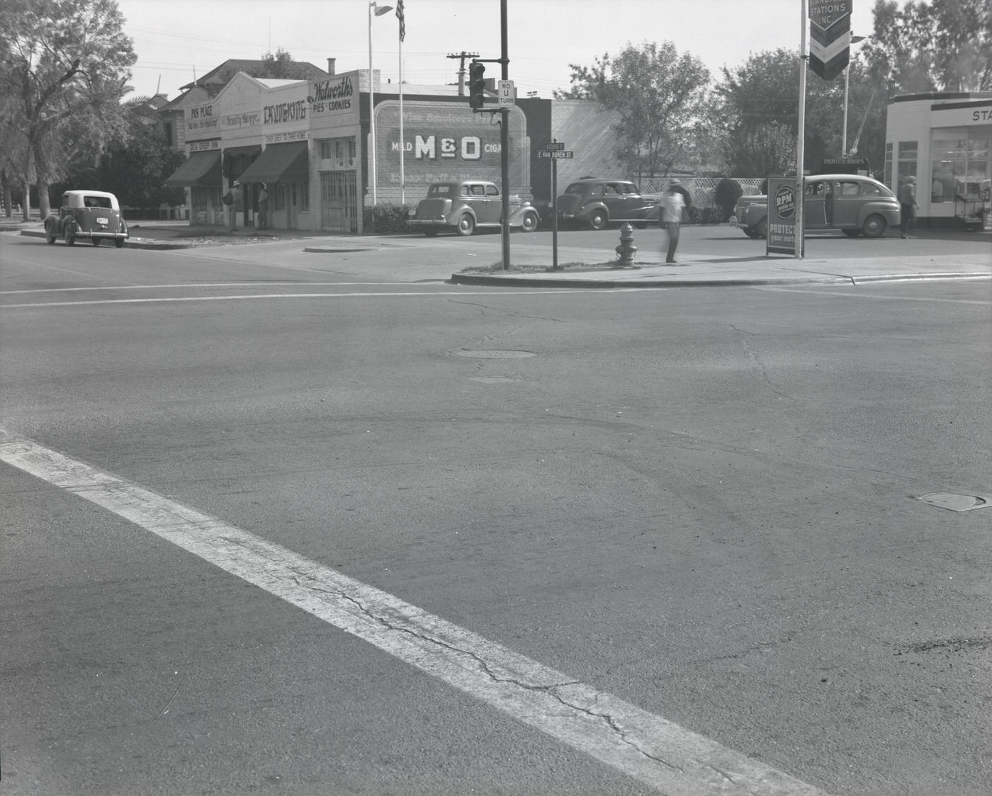 #40 Intersection of E. Van Buren St. and N. Seventh Street, 1943