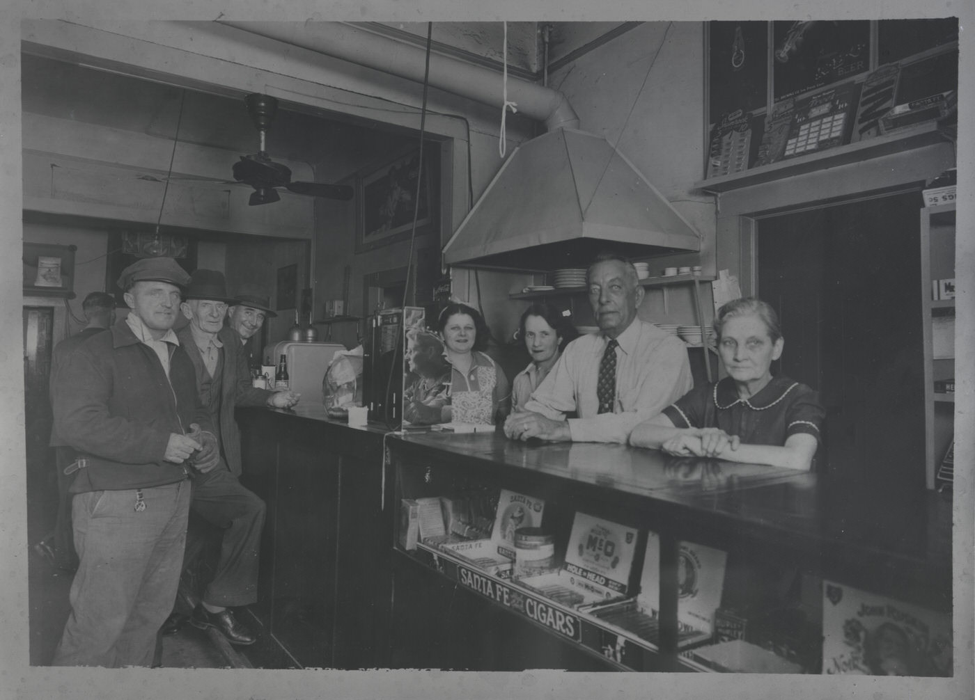 #10 Dixie Hotel Interior, 1943