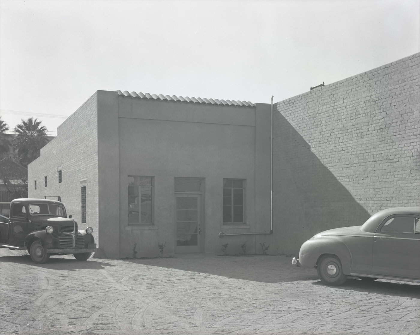 #12 Liefgreen Seed Co. Building Exterior, 1943