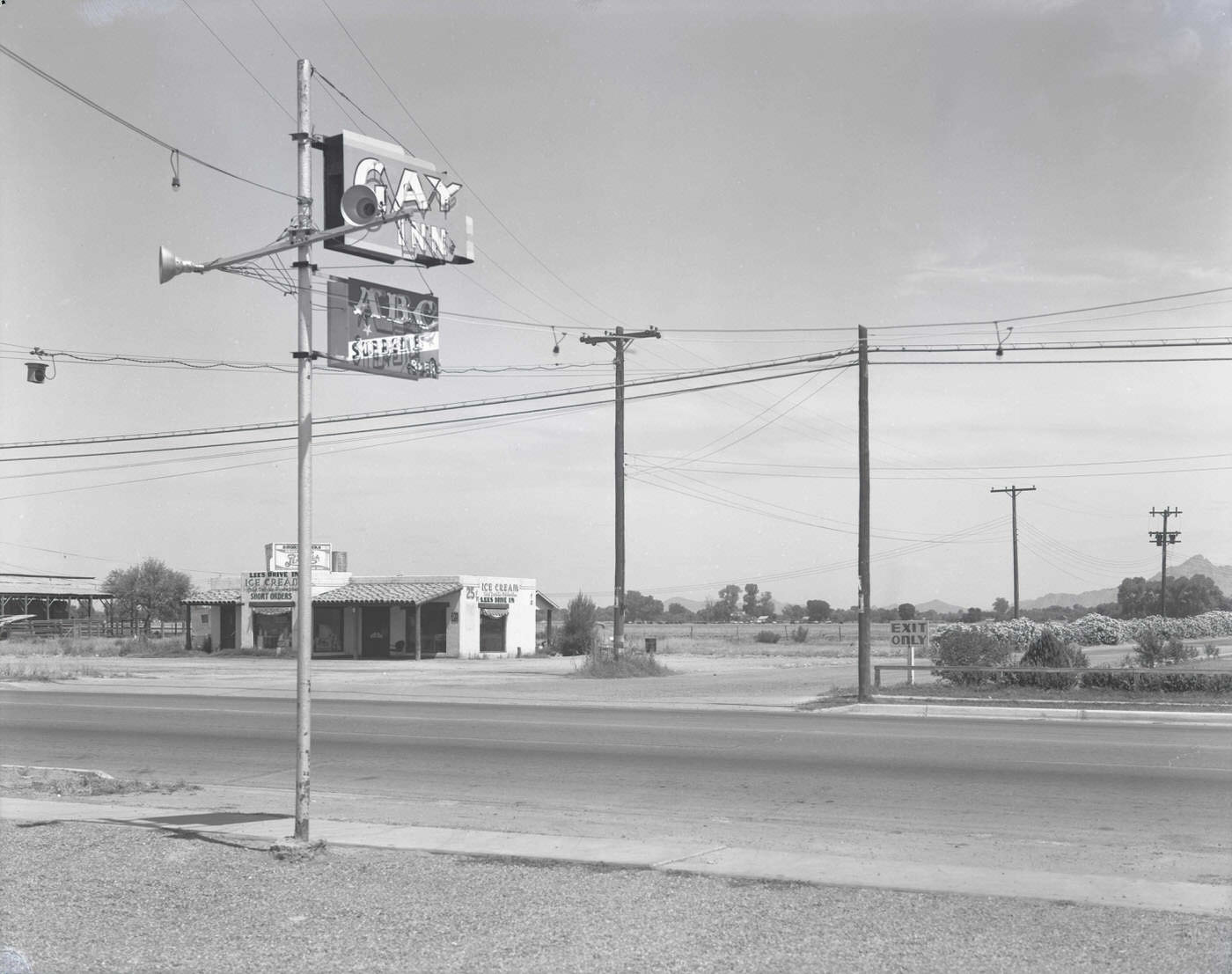 #39 Gay Inn Sign and Street View, 1944