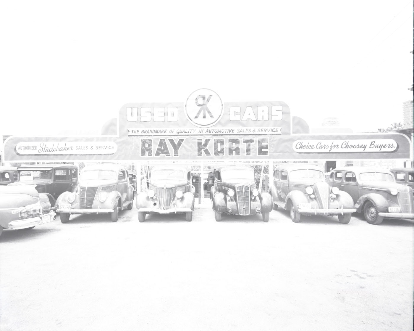 #41 Ray Korte Used Car Lot, 1944